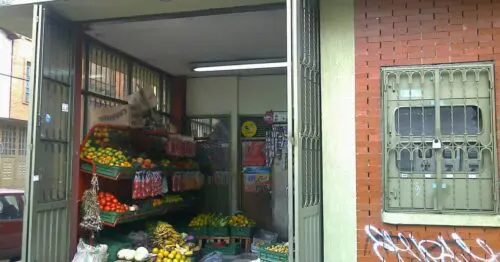 FRUVER EN LA 70 FRUVER EN LA 70